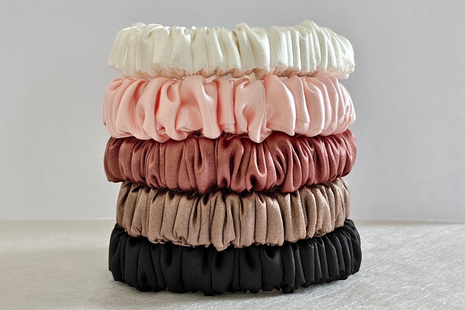 Akya scrunchies product image